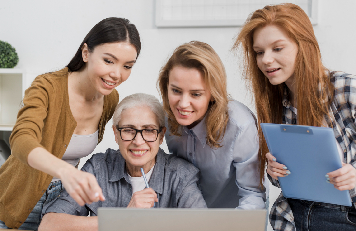 Managing Multigenerational Workforce: Challenges and Strategies